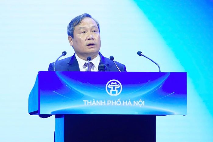 Chủ tịch UBND TP Hà Nội phát biểu tại hội nghị.