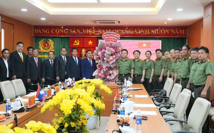 Công tác phối hợp rất tốt giữa Công an Đồng Nai với Công an tỉnh bạn thuộc Nước CHDCND Lào trong việc bảo an ninh quốc gia.