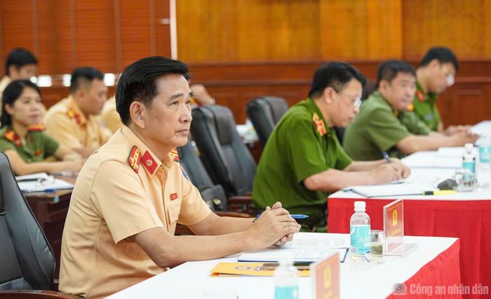 Các đại biểu dự Hội nghị sơ kết công tác 6 tháng đầu năm 2026 của lực lượng CSGT Thủ đô.