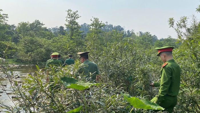 Nhờ bám chắc cột mốc, đường biên của các lực lượng chức năng, tội phạm nói chung và tội phạm ma túy trên tuyến biên giới được kìm giữ.