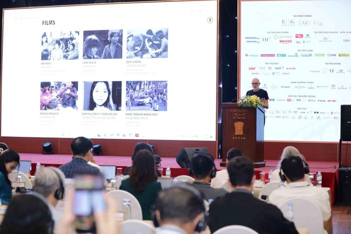 Các đại biểu thảo luận nhiều vấn đề của điện ảnh thời kỳ Đổi mới và giai đoạn hiện nay.