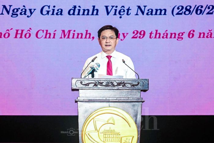 “Các gia đình tiêu biểu chính là những người đã và đang gìn giữ các giá trị tốt đẹp của gia đình Việt Nam, làm lan tỏa nguồn năng lượng tích cực ra toàn cộng đồng”.