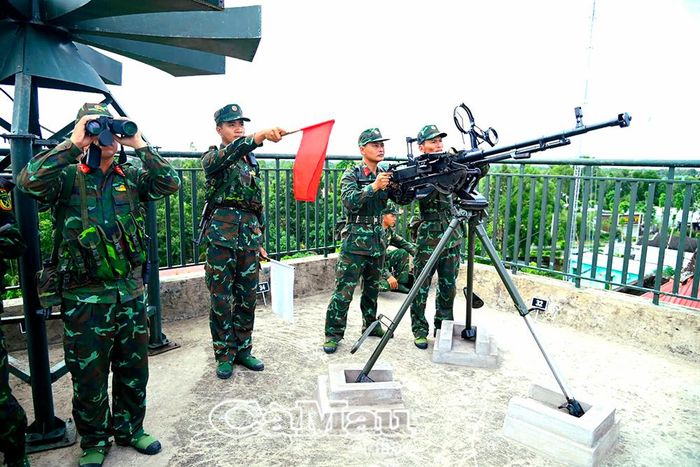Công tác trực sẵn sàng chiến đấu được duy trì nghiêm túc, kịp thời phát hiện, xử lý hiệu quả các tình huống, giữ vững an ninh chính trị, trật tự an toàn xã hội trên địa bàn.
