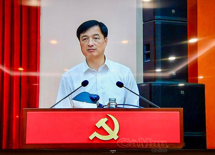 Đồng chí Nguyễn Duy Ngọc, Ủy viên Bộ Chính trị, Bí thư Trung ương Đảng, Trưởng ban Tổ chức Trung ương, phát biểu tại hội nghị. (Ảnh chụp màn hình)