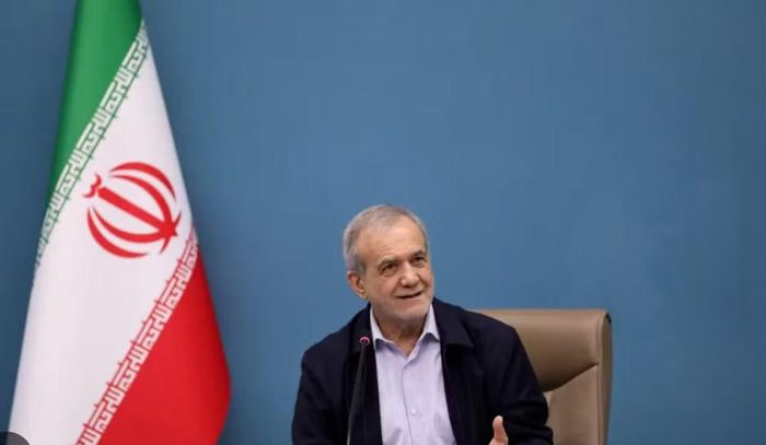Cũng trong ngày 29/6, Tổng thống Iran Masoud Pezeshkian thông báo Tehran và Qatar đã đạt thỏa thuận giải phóng 6 tỷ USD trong tổng số 12 tỷ USD tài sản của Iran đang bị phong tỏa tại Qatar. Theo ông, các thủ tục để thu hồi phần tài sản còn lại vẫn đang được tiếp tục.
