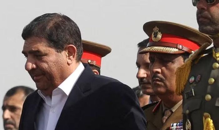Trong khi đó, cố vấn của Lãnh tụ Tối cao Iran, ông Mohammad Mokhber, tuyên bố chừng nào Tehran còn kiểm soát Hormuz thì "tham vọng bá quyền của Washington tại khu vực sẽ không thể thành hiện thực".
