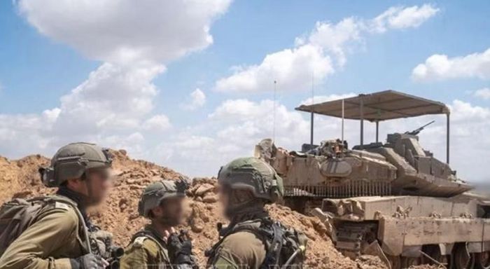 Theo phóng viên AFP tại thành phố Tyre, cách hiện trường khoảng 10 km, có thể quan sát thấy những cột khói lớn bốc lên từ khu vực đường hầm bị phá hủy.
