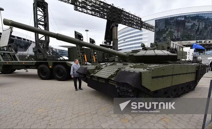 Tổng thống Zelensky nói rõ ông sẵn sàng bỏ qua những lời công kích cá nhân từ ông Lukashenko, nhưng coi bất kỳ hỗ trợ nào cho các cuộc tấn công của Nga vào Ukraine là không thể chấp nhận được.