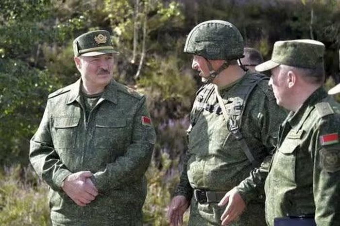 Theo tuyên bố, bất kỳ hành động nào từ phía Ukraine nhằm xâm phạm chủ quyền và toàn vẹn lãnh thổ quốc gia Belarus sẽ bị đáp trả ngay lập tức và nghiêm khắc.