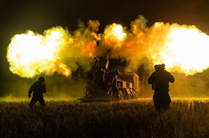  Ukraine khai hỏa ở tỉnh Donetsk. Ảnh: ANADOLU 