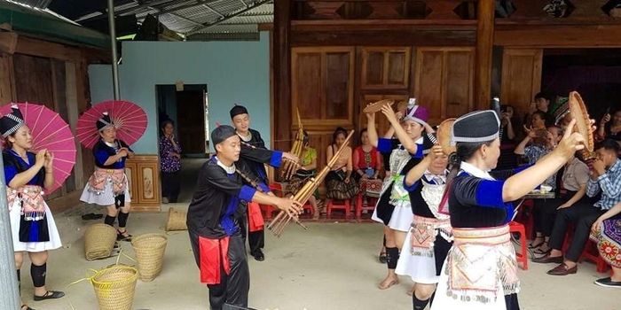 Cần nhiều mô hình tạo sinh kế bền vững để lao động trẻ bám bản