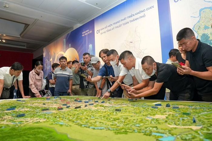 Người dân quan tâm đến quy hoạch Thủ đô nơi mình sinh sống