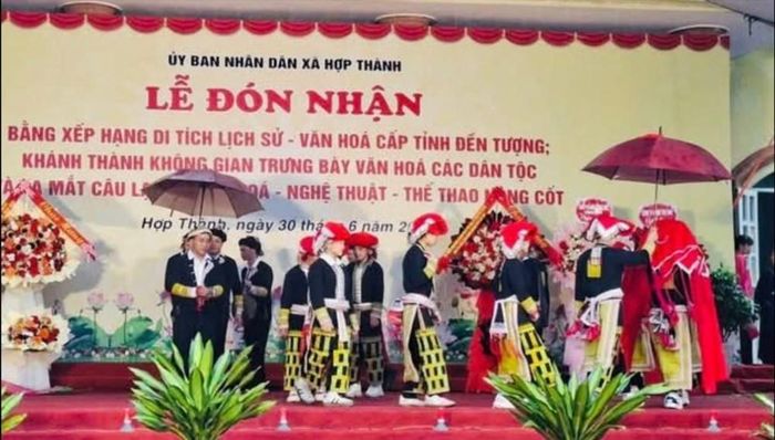 Chương trình văn nghệ ra mắt CLB văn hóa, nghệ thuật, thể thao nòng cốt xã Hợp Thành
