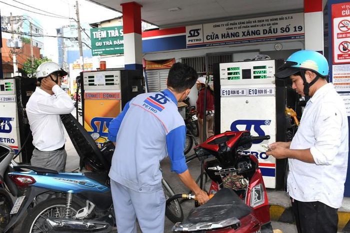 Xăng E10 vận hành ổn định sau tháng đầu triển khai tại khu vực TPHCM - Ảnh: VGP/LA