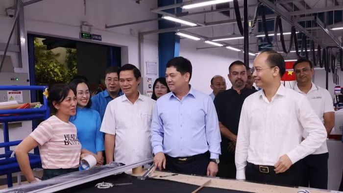 Đoàn công tác của tỉnh Bắc Ninh làm việc, thăm doanh nghiệp FDI trên địa bàn.