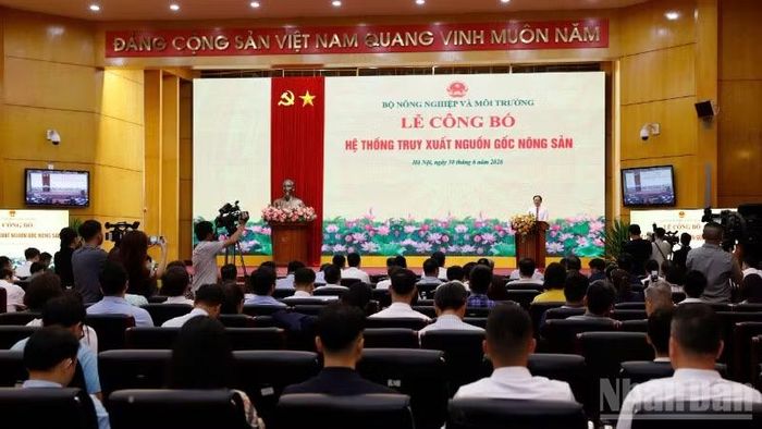 Toàn cảnh buổi lễ công bố hệ thống truy xuất nguồn gốc nông sản.