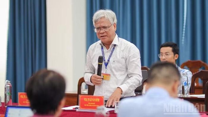 Đại biểu tại hội thảo.