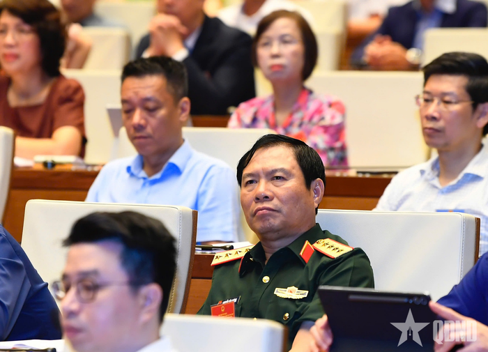 Đại tướng Nguyễn Tân Cương dự hội nghị.