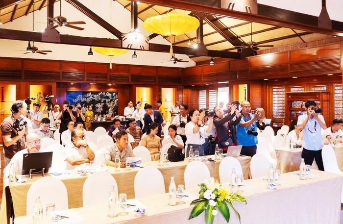 Đông đảo các nhà báo tham dự buổi họp báo về VFF 2026.