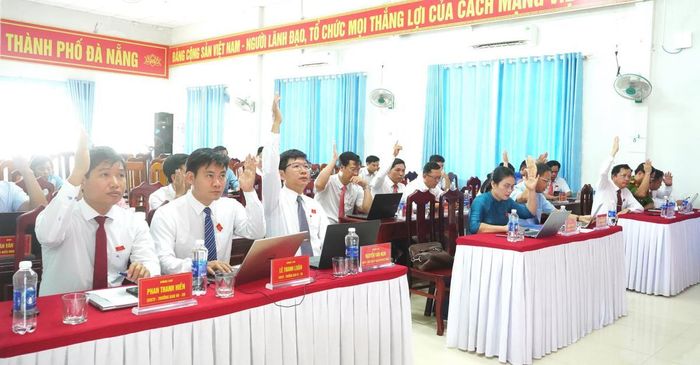 Xã Quế Phước thông qua quyết định thành lập các thôn.