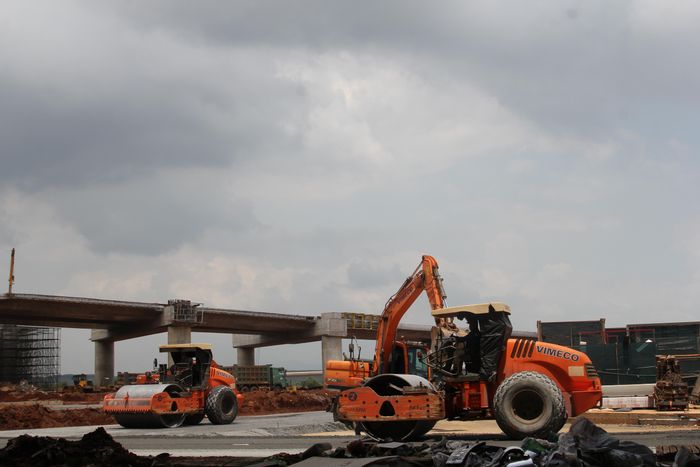  Nhiều phương tiện, nhân công được tăng cường thi công tại các hạng mục dự án sân bay Long Thành 
