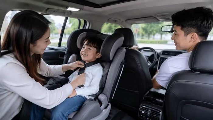 Từ ngày 15/8, chở trẻ em không có thiết bị an toàn phù hợp sẽ bị xử phạt.