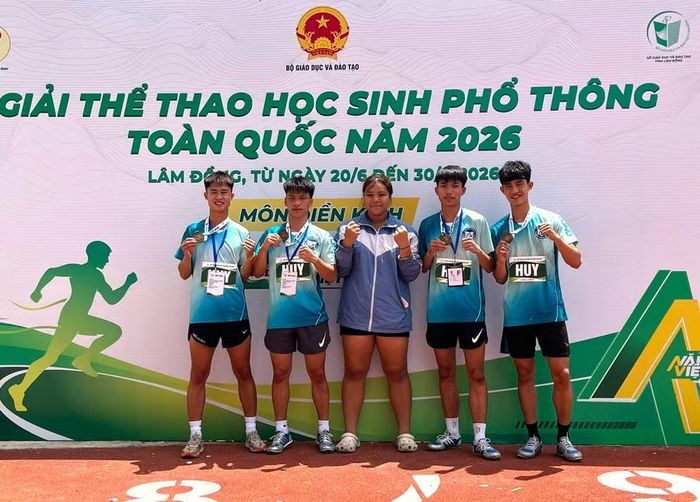 Đoàn Thể thao học sinh phổ thông tỉnh Hưng Yên giành 7 huy chương Vàng và 22 huy chương Đồng.
