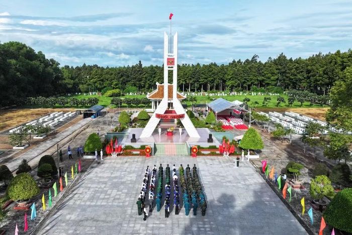 Nghĩa trang Liệt sĩ Châu Phú, tỉnh An Giang.