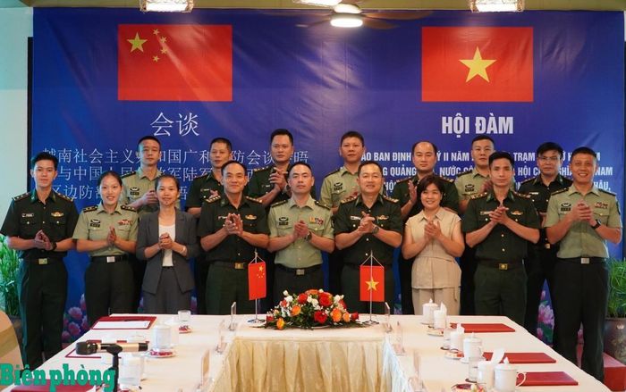 Đại biểu hai bên tham dự hội đàm. Ảnh: Huy Dương