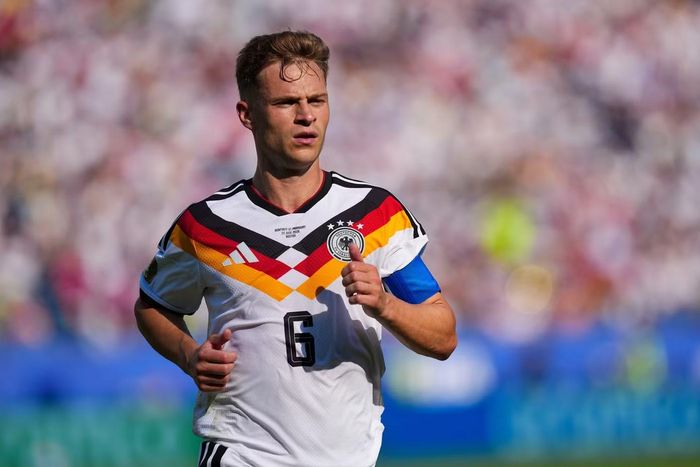  Đội trưởng Kimmich muốn cả đội Đức cùng nhìn thẳng vào thất bại. 