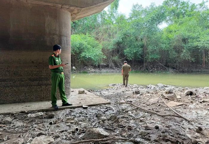 Cơ quan công an có mặt tại hiện trường vụ việc.