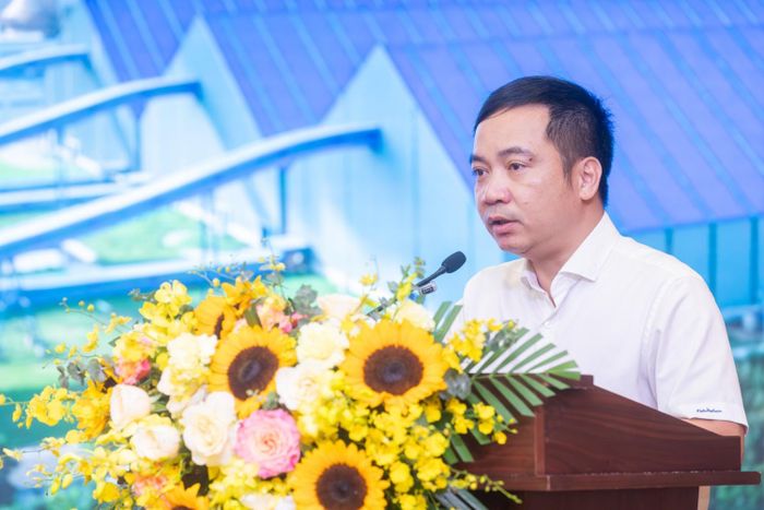 Ông Nguyễn Văn Chung - Phó Giám đốc NMNĐ Thái Bình 2 báo cáo tình hình sản xuất kinh doanh 6 tháng đầu năm, triển khai nhiệm vụ 6 tháng cuối năm 2026.
