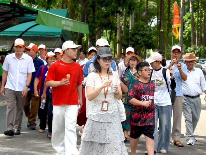 TP.HCM nhộn nhịp hướng về sự kiện mang ý nghĩa trọng đại của TP.HCM.