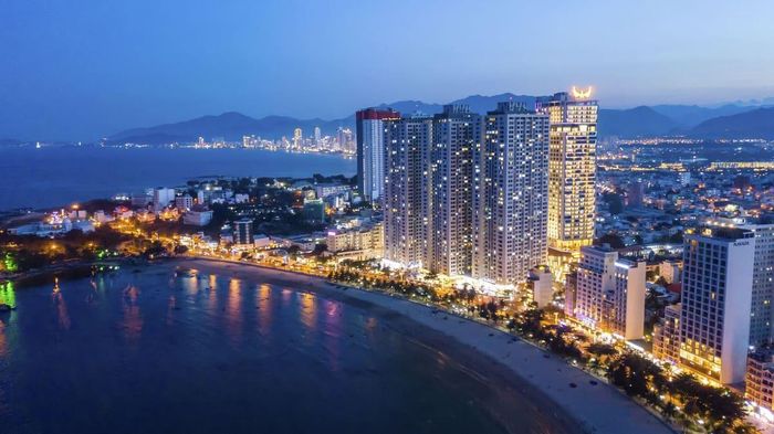 Mường Thanh Viễn Triều về đêm