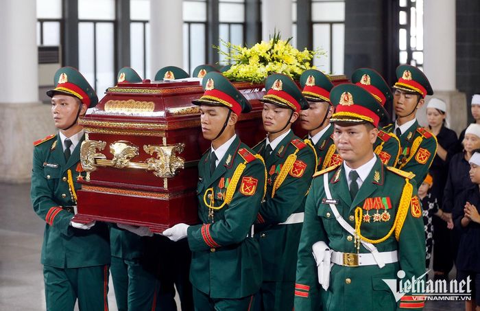 Lễ di quan Đại tá, Anh hùng Lực lượng vũ trang nhân dân La Văn Cầu