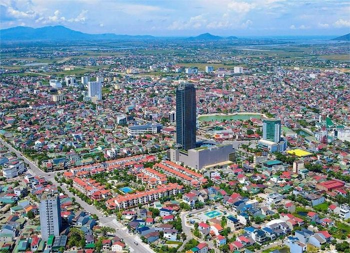  Trung tâm chính trị, xã hội tỉnh Hà Tĩnh.