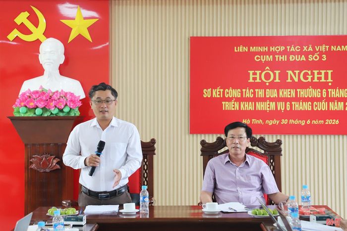 Ông Nguyễn Xuân Vũ - Chủ tịch Liên minh HTX TP Đà Nẵng - Trưởng Cụm thi đua số 3 kết luận hội nghị.