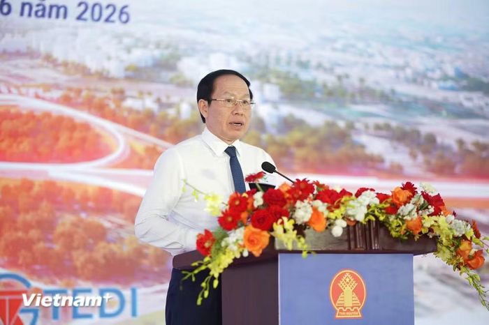 Phó Thủ tướng Chính phủ Lê Tiến Châu phát biểu tại lễ khởi công. (Ảnh: Việt Hùng/Vietnam+)