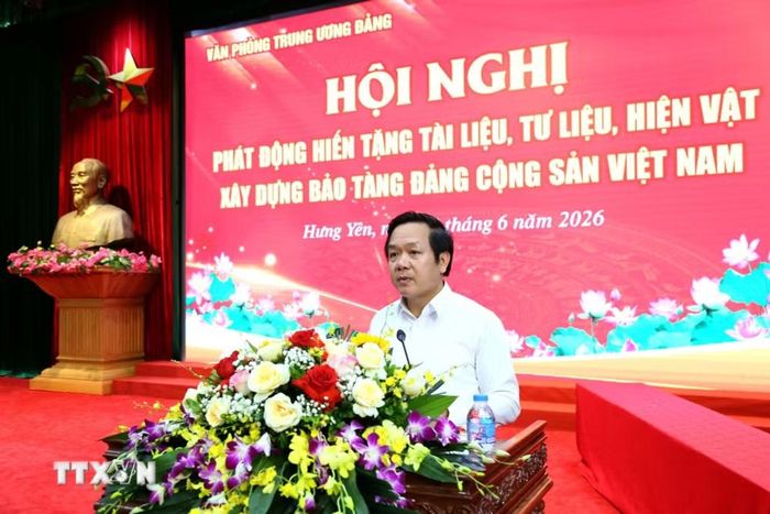 Bí thư Tỉnh ủy Hưng Yên Phạm Quang Ngọc phát biểu tại Hội nghị. (Ảnh: Đinh Văn Nhiều/TTXVN)