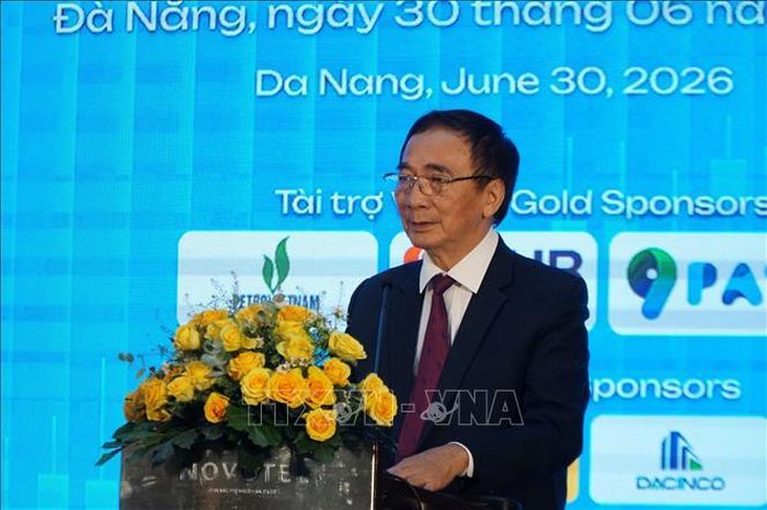 Tiến sỹ Lê Minh Nghĩa, Chủ tịch Hiệp hội Tư vấn Tài chính Việt Nam - VFCA, phát biểu khai mạc Hội thảo.