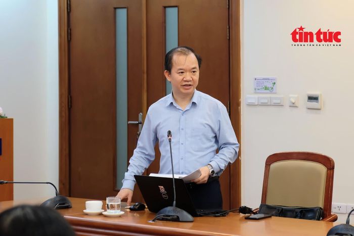 PGS.TS Bùi Hoài Sơn, Đại biểu Quốc hội, Ủy viên chuyên trách Ủy ban Văn hóa, Giáo dục của Quốc hội.