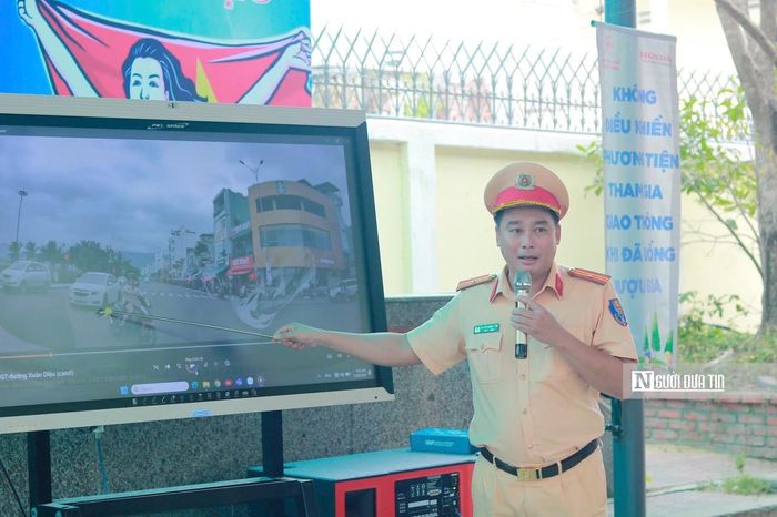 Tuyên truyền ATGT cho học sinh trên địa bàn phường Quy Nhơn