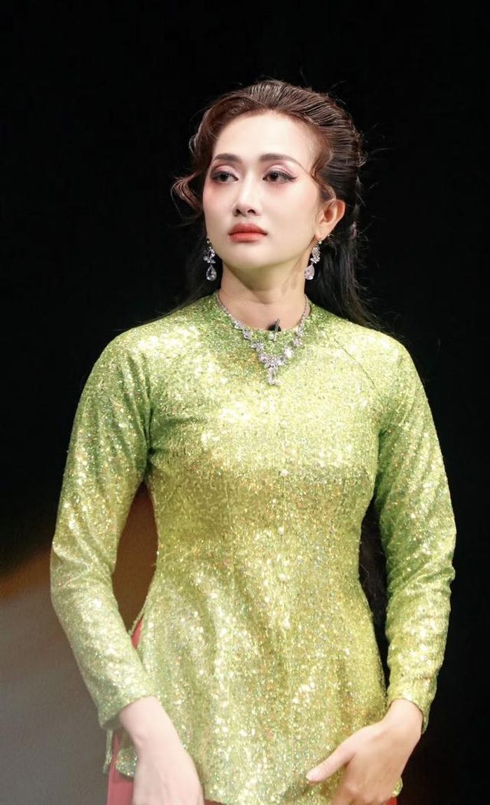 Diễn viên Phương Lan.
