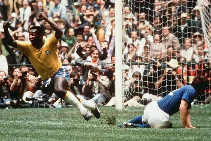 Pele tỏa sáng ở nhiều kỳ World Cup để đưa Brazil lên đỉnh cao thế giới. Ảnh: Goal