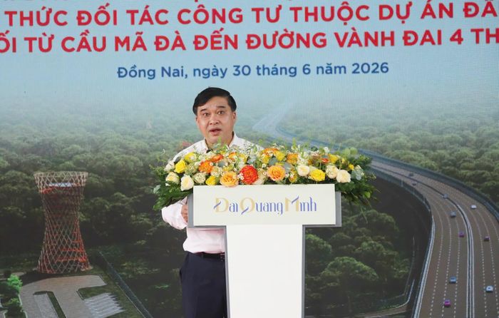 Ông Hồ Văn Hà, Phó Chủ tịch UBND TP Đồng Nai phát biểu tại lễ khởi công.