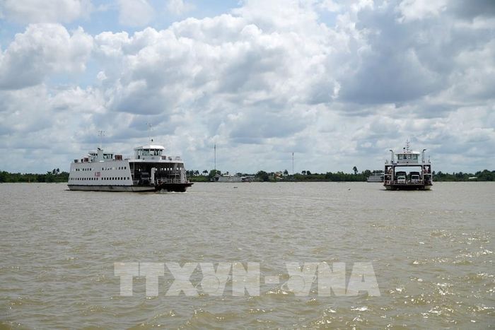 Bến phà Đình Khao thuộc Cụm phà Vàm Cống (phường Thanh Đức, tỉnh Vĩnh Long). Ảnh: Phạm Minh Tuấn-TTXVN