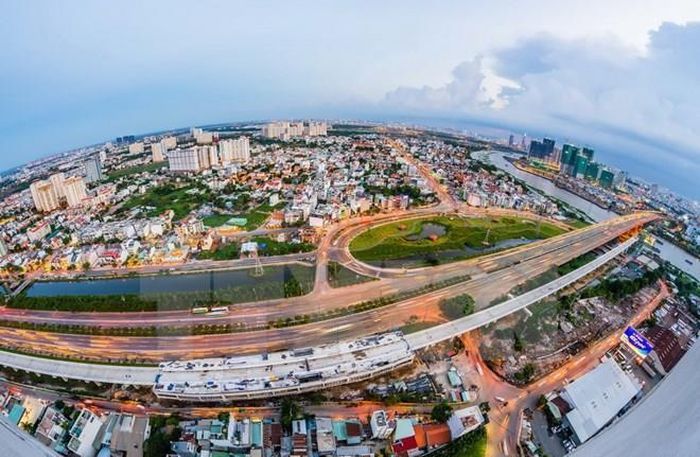 Tp. Hồ Chí Minh gỡ "nút thắt" về vốn cho đầu tư hạ tầng đô thị. Ảnh minh họa: TTXVN