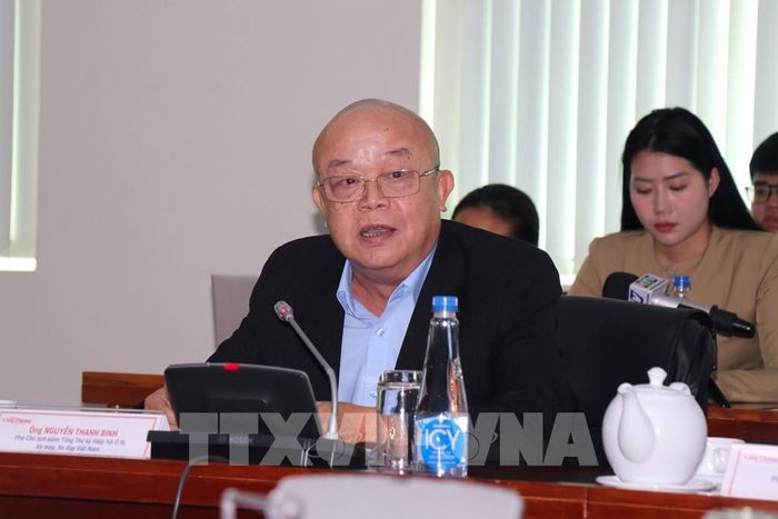 Ông Nguyễn Thanh Bình, Phó Chủ tịch kiêm Tổng Thư ký Hiệp hội Ô tô, Xe máy, Xe đạp Việt Nam phát biêu tại tọa đàm. Ảnh: Thanh Vũ - TTXVN 