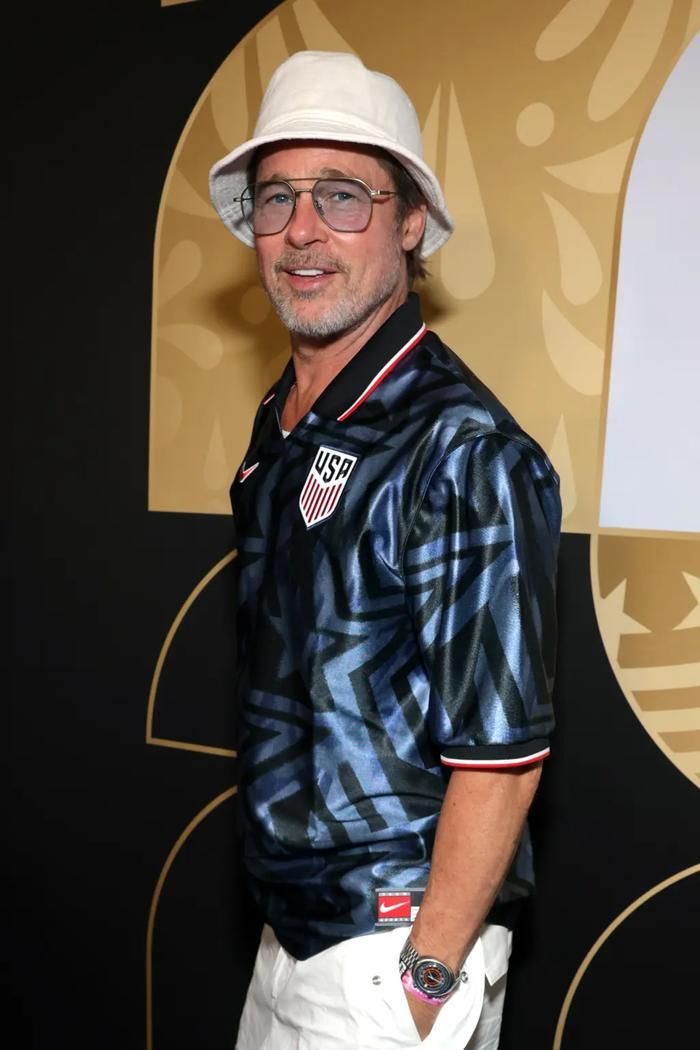 Trước đó, vào tháng 6/2025, Brad Pitt đã đề nghị lấy lời khai của Alexey Oliynik - một đại diện của Stoli Group.