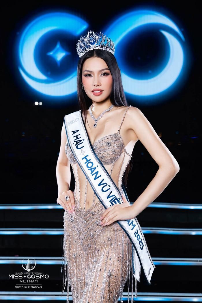 Đỗ Cẩm Ly đạt danh hiệu Á hậu Hoa hậu Hoàn Vũ Việt Nam 2025. (Nguồn: Miss Cosmo Việt Nam)